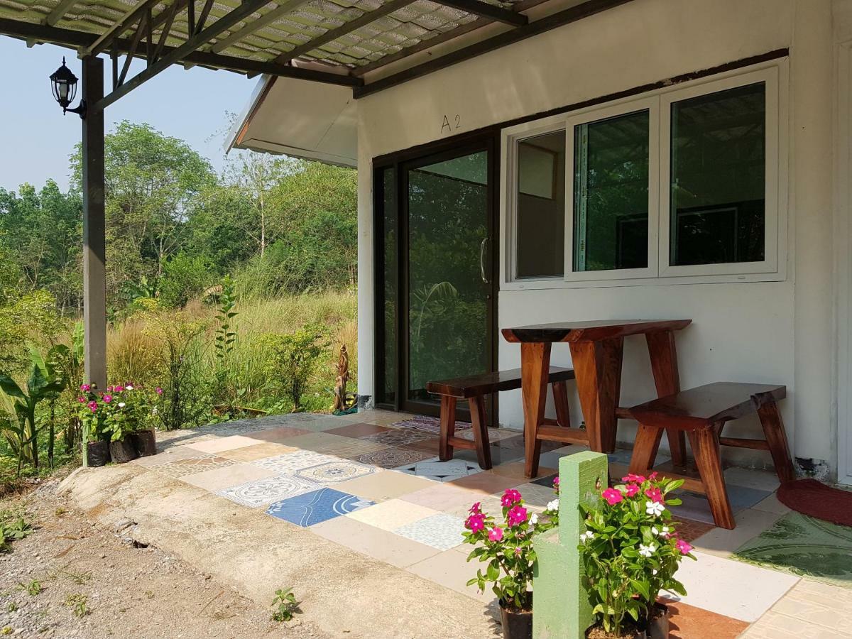 Tararin Hindad Hot Spring Resort Thong Pha Phum Exterior foto