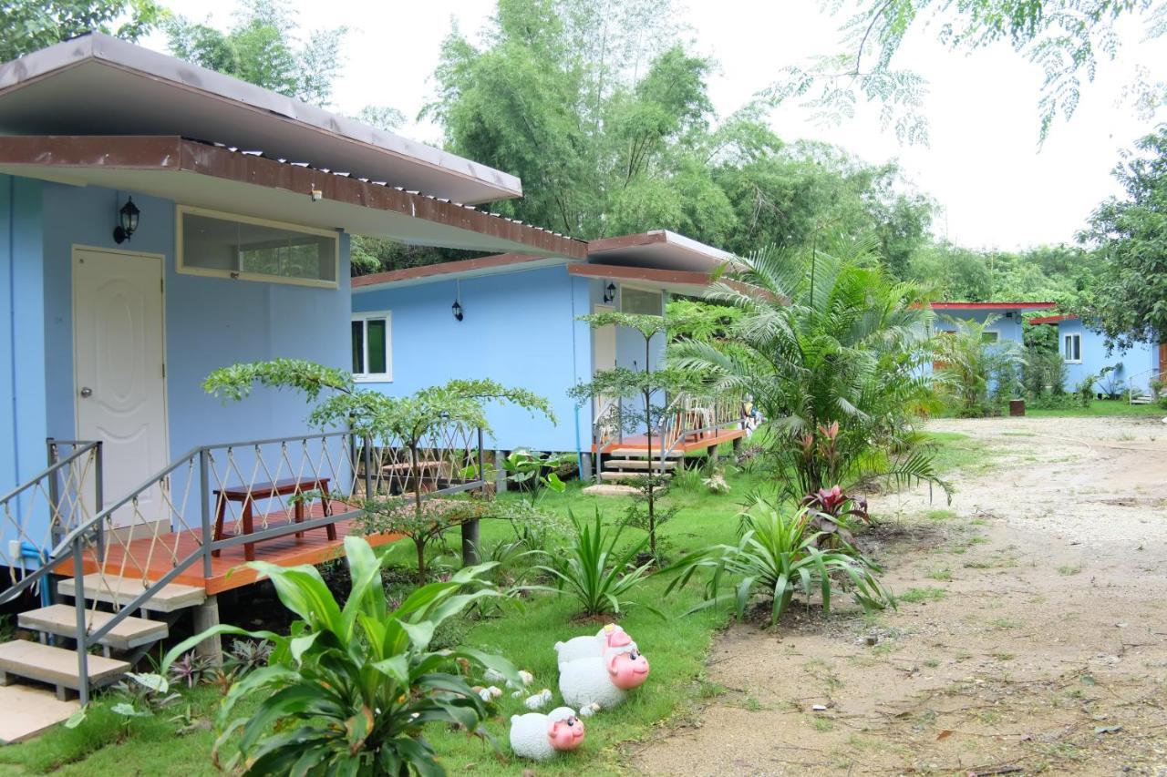 Tararin Hindad Hot Spring Resort Thong Pha Phum Exterior foto